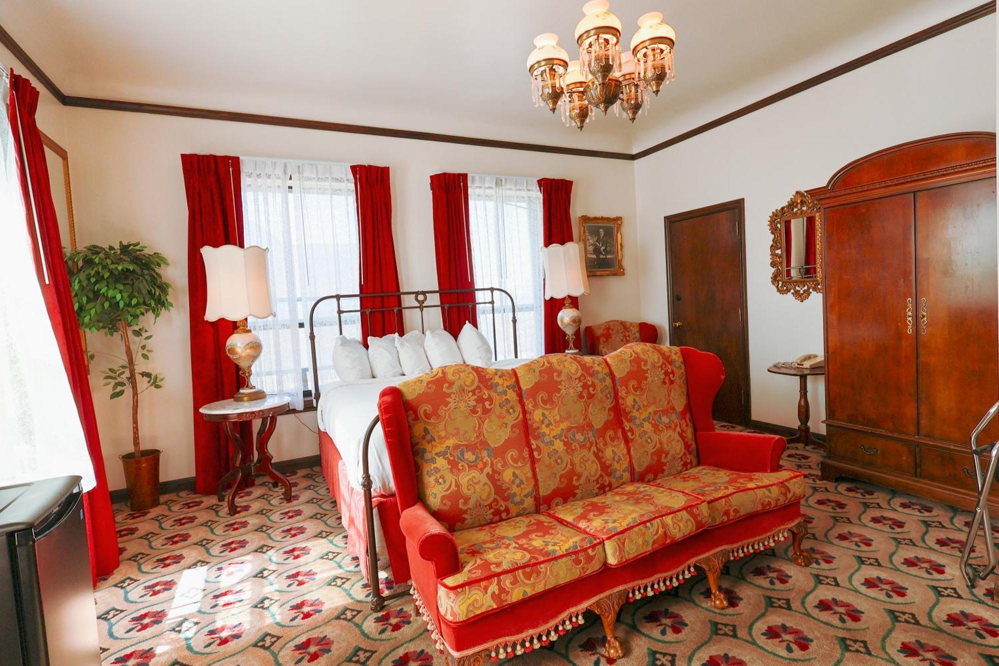 Mizpah Hotel Tonopah Bagian luar foto