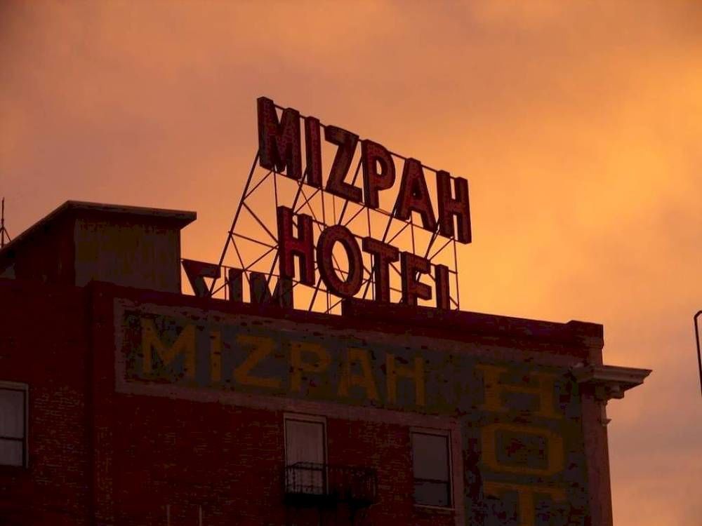 Mizpah Hotel Tonopah Bagian luar foto