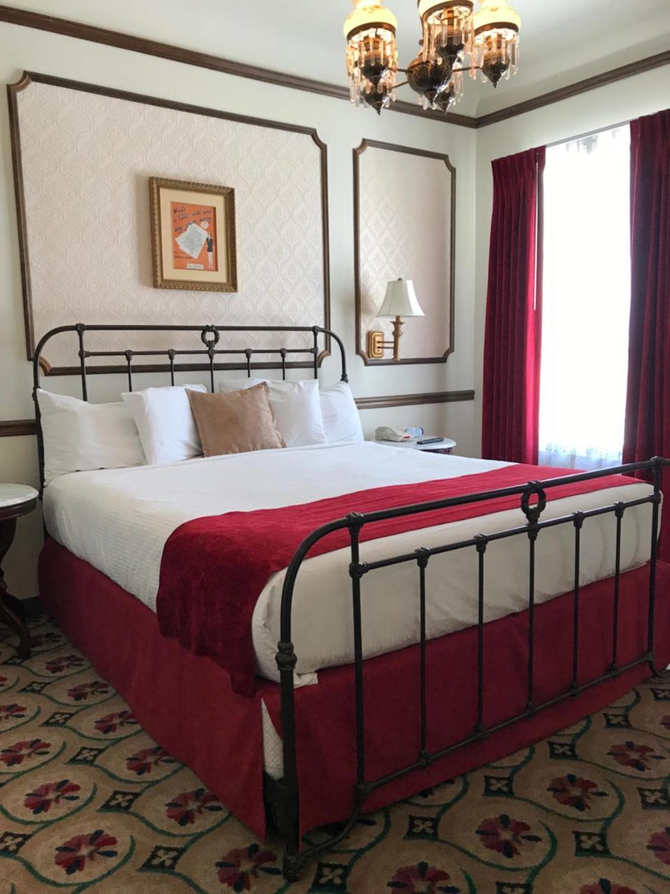 Mizpah Hotel Tonopah Bagian luar foto
